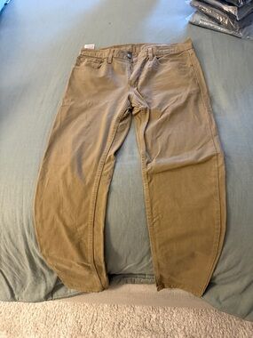 Levi's 512 Straight Khaki Pants - Tan